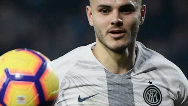 Calciomercato Inter, se parte Icardi si pensa a Jovic o Dzeko