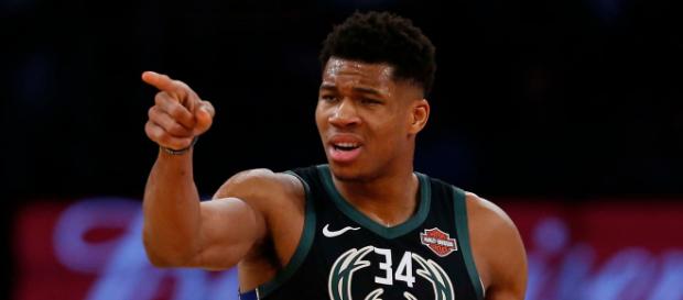 Giannis Antetokounmpo grand favori pour remporter le titre de MVP. Giannis Antetokounmpo grand favori pour remporter le titre de MVP.
