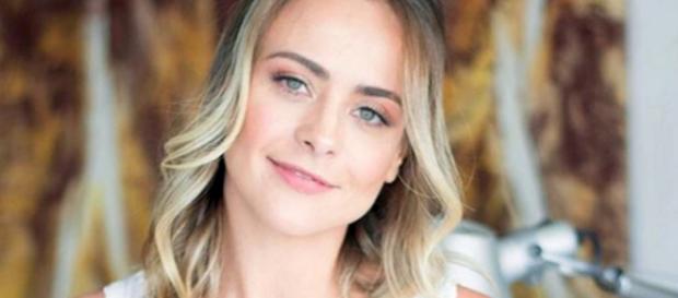 Juliana Silveira (Foto: Reprodução / Instagram) Juliana Silveira (Foto: Reprodução / Instagram)