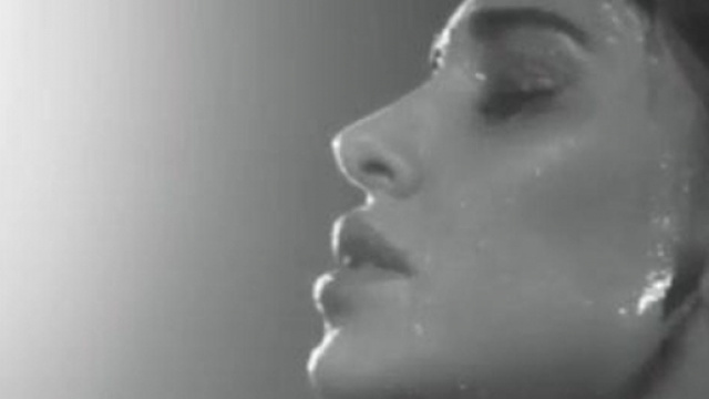 Belen Rodriguez video della doccia