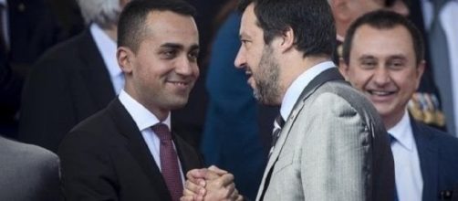 Salvini difende Di Maio e rifiuta il centrodestra.