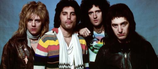 I Queen: da sinistra Roger Taylor, Freddie Mercurt, Brian May e John Deacon