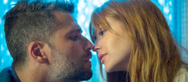Luz e Gabriel de O Sétimo Guardião (Reprodução TV Globo) Luz e Gabriel de O Sétimo Guardião (Reprodução TV Globo)