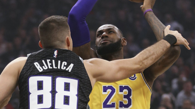 Les Lakers et les Kings à la lutte pour un spot en playoffs | Inquirer Sports - inquirer.net