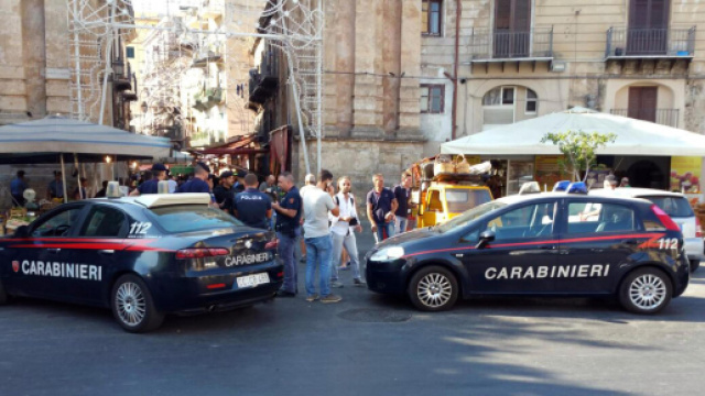 Uomo uccide il suo ex suocero perché abusava di sua figlia