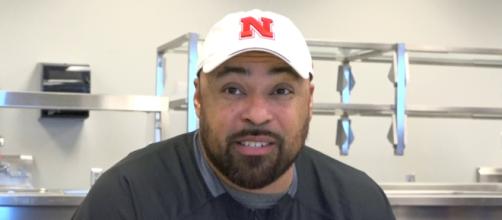 Nebraska football coach is battling cancer [Image via HuskerOnline Video/YouTube]