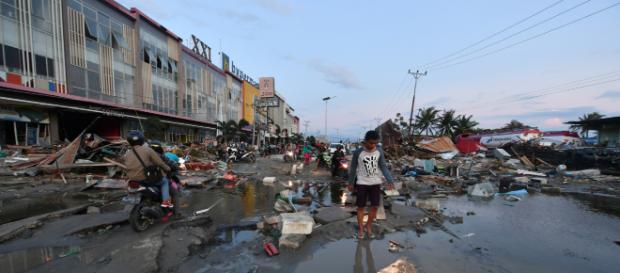 Sismo en Indonesia deja a numerosas familias desplazadas. - cnn.com Sismo en Indonesia deja a numerosas familias desplazadas. - cnn.com