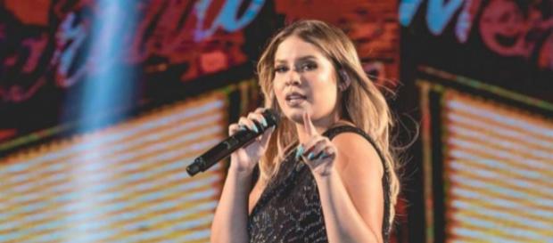 Cantora revelou estar um mês sem fumar. (Foto Reprodução) Cantora revelou estar um mês sem fumar. (Foto Reprodução)