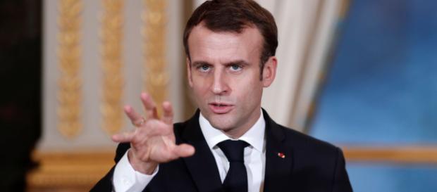 Le président Macron réfléchit à un référendum dual France/Europe après le Grand Débat National. Le président Macron réfléchit à un référendum dual France/Europe après le Grand Débat National.