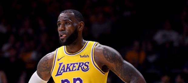 LeBron James pourrait rater les playoffs cette saison avec les Lakers - lefigaro.fr LeBron James pourrait rater les playoffs cette saison avec les Lakers - lefigaro.fr