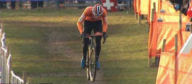 Mathieu Van Der Poel, secondo titolo iridato nel ciclocross Mathieu Van Der Poel, secondo titolo iridato nel ciclocross