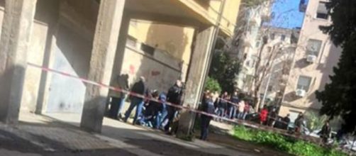 Catania, omicidio a San Leone: uccide il padre e prova a gettarlo nel cassonetto