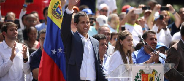 Venezuela: Londra, Parigi, Vienna, Berlino e Madrid riconoscono Guaidò - adhocnews.it Venezuela: Londra, Parigi, Vienna, Berlino e Madrid riconoscono Guaidò - adhocnews.it