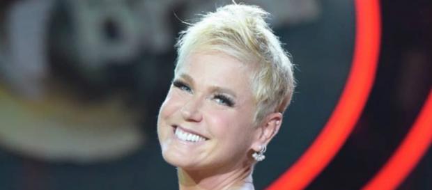 Xuxa mudou o visual para o The Four Brasil (Reprodução Record TV) Xuxa mudou o visual para o The Four Brasil (Reprodução Record TV)