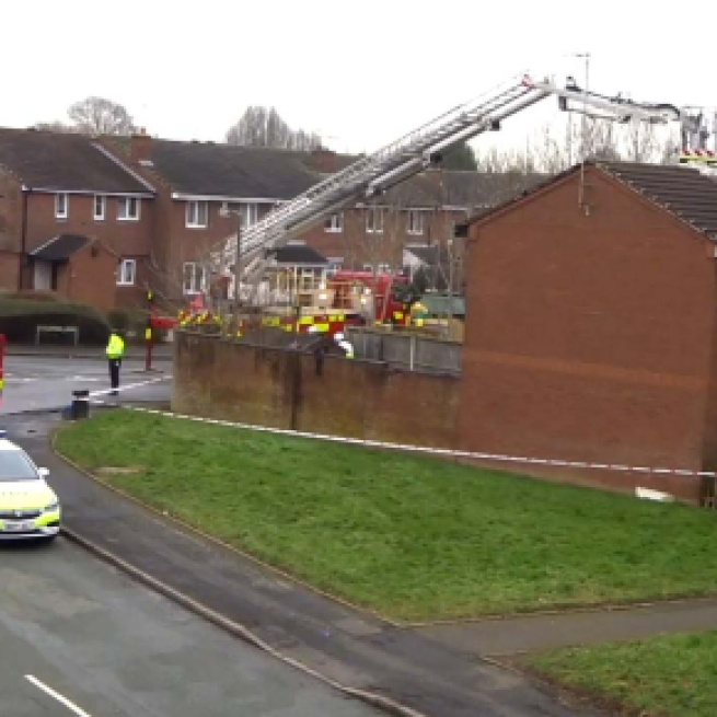 A deadly house fire in Stafford took the lives of 4 children on Tuesday morning with one child and two adults alive. [Image Caters Clips/YouTube]