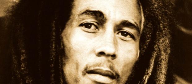 Bob Marley avrebbe compiuto 74 anni Bob Marley avrebbe compiuto 74 anni