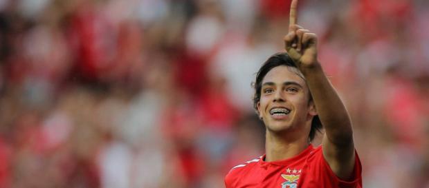 Mercato : le PSG piste Félix, le 'nouveau Ronaldo' Mercato : le PSG piste Félix, le 'nouveau Ronaldo'