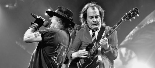 Axl Rose e Angus Young degli AC/DC