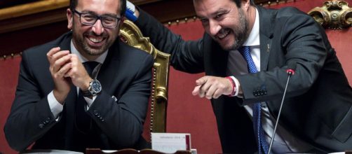 Salvini e Bonafede indagati per il video a Battisti