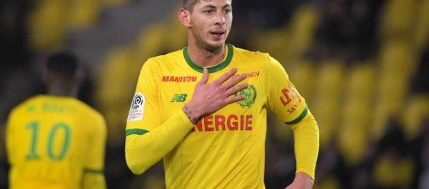 Emiliano Sala: Cardiff striker feared on missing plane - foxsportsasia.com Emiliano Sala: Cardiff striker feared on missing plane - foxsportsasia.com
