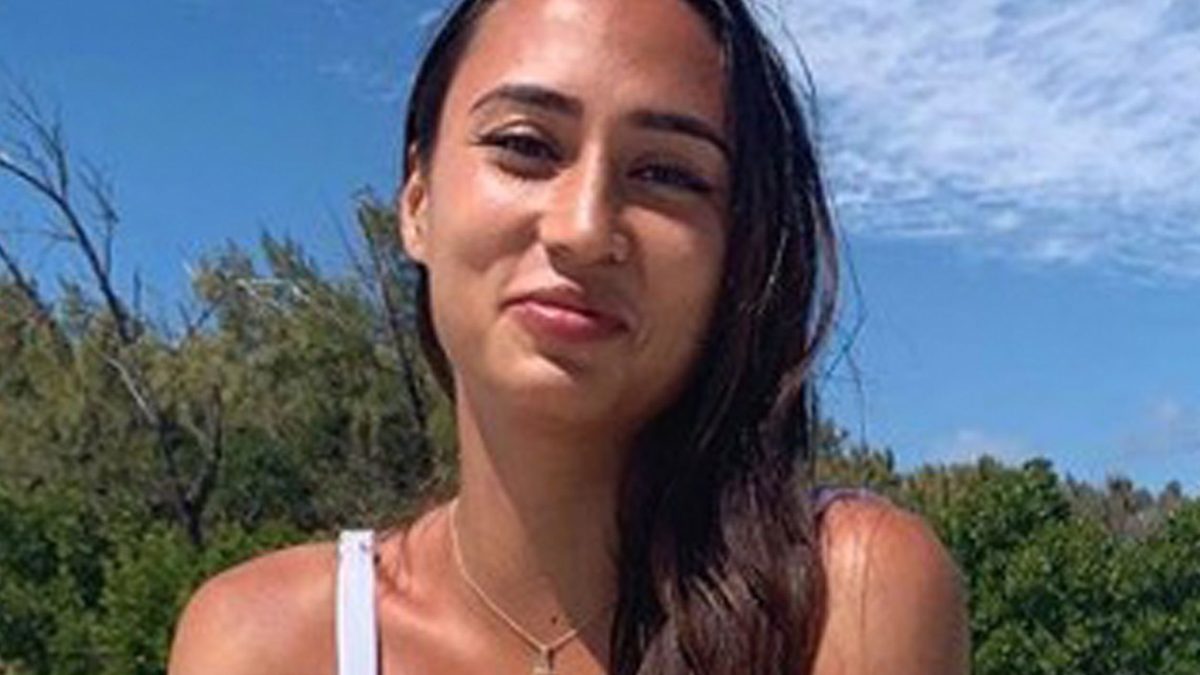 Bouna Sarr Et Astrid Nelsia Astrid Nelsia (Les Anges 11) serait en couple avec le joueur de l'OM Bouna  Sarr
