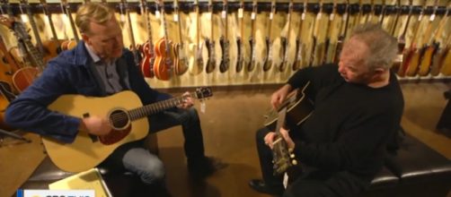 CBS anchor John Dickerson joins folk legend John Prine for an unforgettable duet on CBS This Morning. [Image source: CBSThisMorning-YouTube]