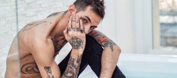 Achille Lauro, 'sospetti' sul testo della sua 'Rolls Royce' al Festival di Sanremo Achille Lauro, 'sospetti' sul testo della sua 'Rolls Royce' al Festival di Sanremo
