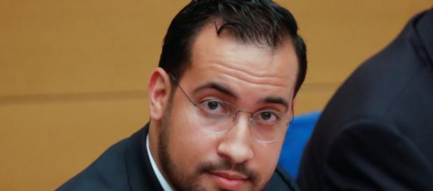 Devant les juges, Benalla dit avoir fait son «devoir de citoyen» Devant les juges, Benalla dit avoir fait son «devoir de citoyen»