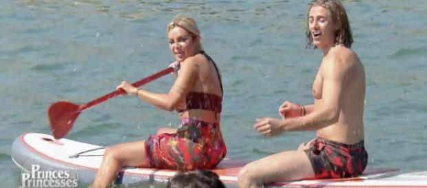 Dylan et Fidji surpris au restaurant par le blogueur Aqababe Dylan et Fidji surpris au restaurant par le blogueur Aqababe