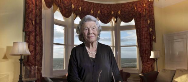 E' morta Rosamunde Pilcher: la scrittrice di romanzi rosa aveva 94 anni E' morta Rosamunde Pilcher: la scrittrice di romanzi rosa aveva 94 anni