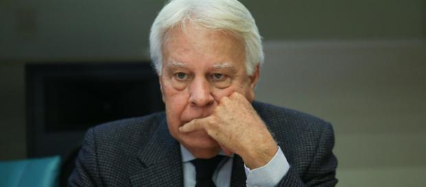 Felipe Gonzalez contra Pedro Sánchez Felipe Gonzalez contra Pedro Sánchez