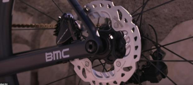 Il freno a disco della BMC del Team Dimension Data. Il freno a disco della BMC del Team Dimension Data.