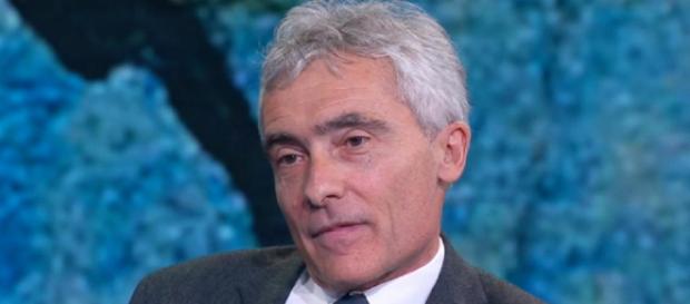 Reddito di cittadinanza: Diego Fusaro attacca Tito Boeri Reddito di cittadinanza: Diego Fusaro attacca Tito Boeri
