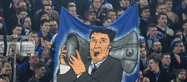 Tod des ehemaligen Managers - "Rudi-Assauer-Arena": Schalke-Fans ... - press24.net Tod des ehemaligen Managers - "Rudi-Assauer-Arena": Schalke-Fans ... - press24.net