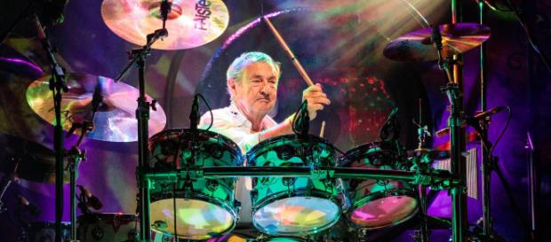 Nick Mason, batterista dei Pink Floyd, in tour in Italia. Nick Mason, batterista dei Pink Floyd, in tour in Italia.