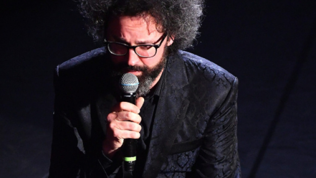 Sanremo 2019, standing ovation per Simone Cristicchi