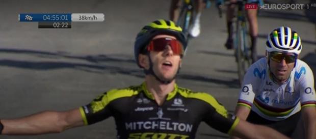 Adam Yates batte Valverde nella quarta tappa della Volta Valenciana Adam Yates batte Valverde nella quarta tappa della Volta Valenciana
