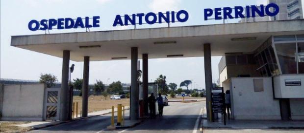 Brindisi, medico si esercita in sala operatorio con pollo e manzo: scatta indagine Asl Brindisi, medico si esercita in sala operatorio con pollo e manzo: scatta indagine Asl