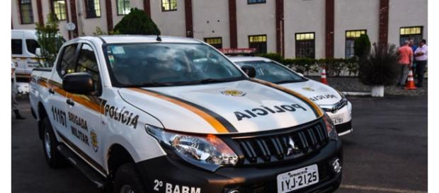 Depois de cometer o crime, o jovem foi preso pela Polícia Militar (Reprodução) Depois de cometer o crime, o jovem foi preso pela Polícia Militar (Reprodução)