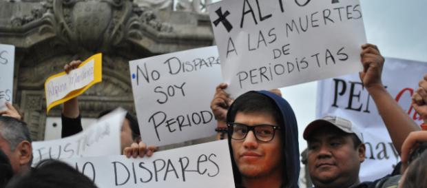 Manifestación "Veladoras por la libertad de prensa", Ciudad de México. Manifestación "Veladoras por la libertad de prensa", Ciudad de México.