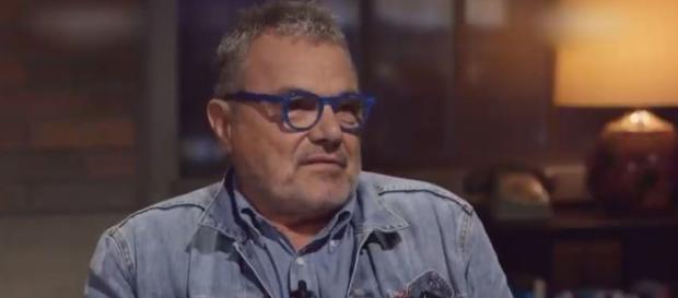 Oliviero Toscani non le manda a dire al governo (Ph. Youtube) Oliviero Toscani non le manda a dire al governo (Ph. Youtube)