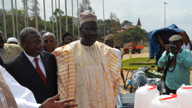 Le Ministre le la Jeunesse du Cameroun Mr Mounouna Foutsou - gov.cm