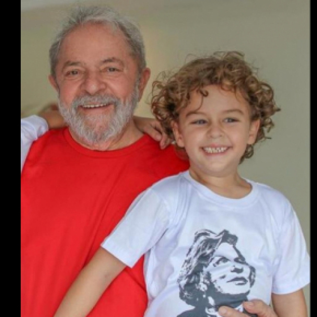 Lula foi autorizado a ir a velório do neto - (Foto/Reprodução/Facebook)