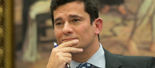 Sergio Moro assume que demitiu Ilona Szabó por pressão de apoiadores de Bolsonaro. (Foto: Arquivo/Blasting News)