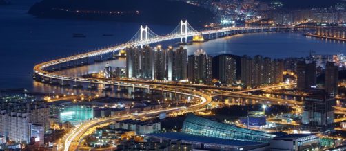 Corea del Sud, nave cargo contro un ponte: 'Il comandante era ubriaco'