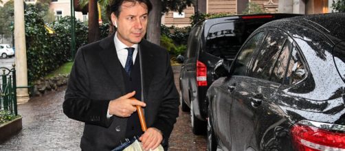 La nuova analisi costi-benefici chiesta dal premier Giuseppe Conte dimezza il saldo negativo