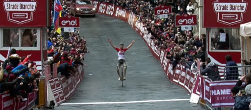 La vittoria di Benoot nella scorsa edizione della Strade Bianche