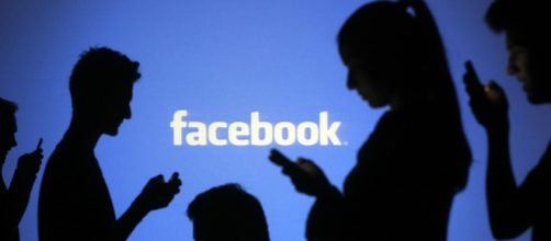 Bug no Facebook Messenger pode revelar com quem o usuário está conversando - Foto: acervo Blasting News
