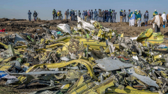 Popolazione accorsa sul luogo della tragedia