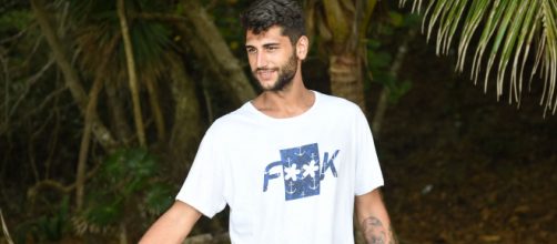 L'isola dei famosi, Jeremias torna in studio e bacchetta Ariadna Romero: 'Con me ha esagerato'.